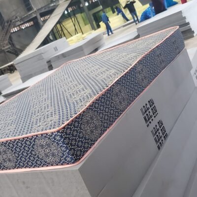 PH7 Habillé Prestige Matelas orthopédique Ferme