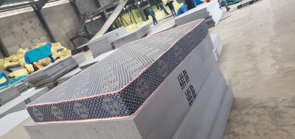 PH7 Habillé Prestige Matelas orthopédique Ferme